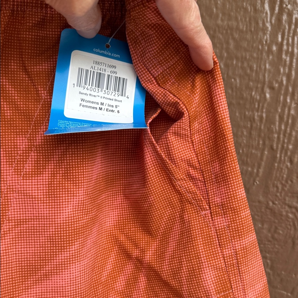 Columbia NWT Court Shorts - Picture 6 of 6